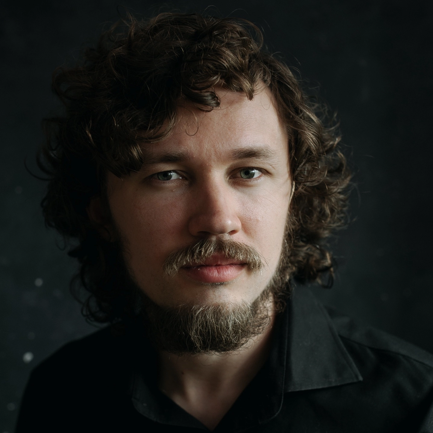 Павел Максимов