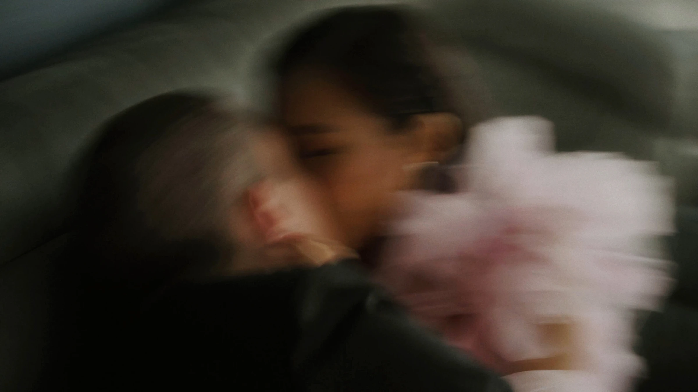 Betweenus