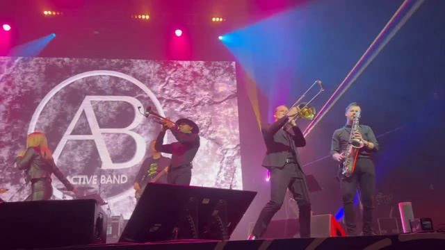 Active Band